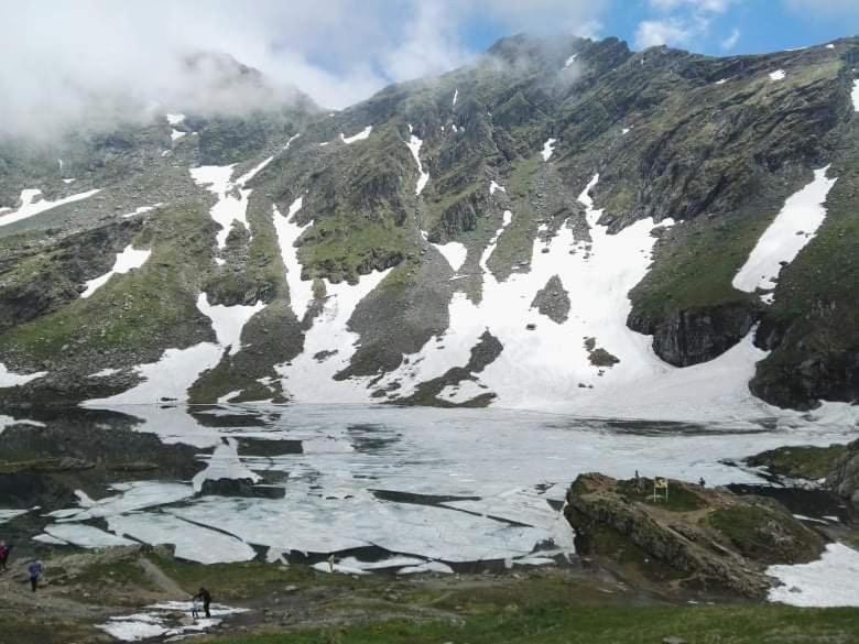 Appartamento Casa Pelerinului Capatineni-Paminteni Esterno foto